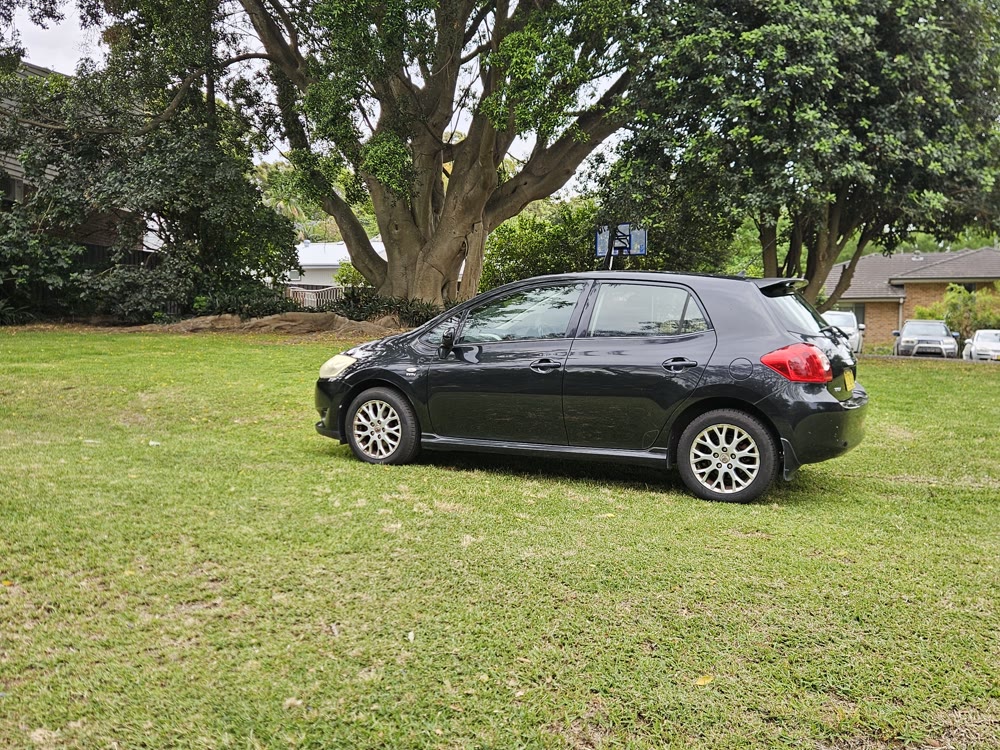Car photo 12