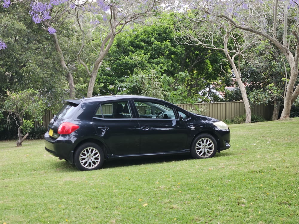 Car photo 8
