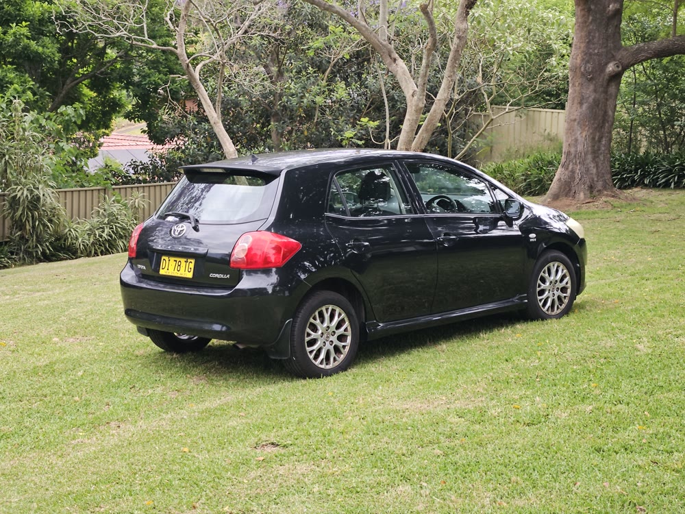 Car photo 9